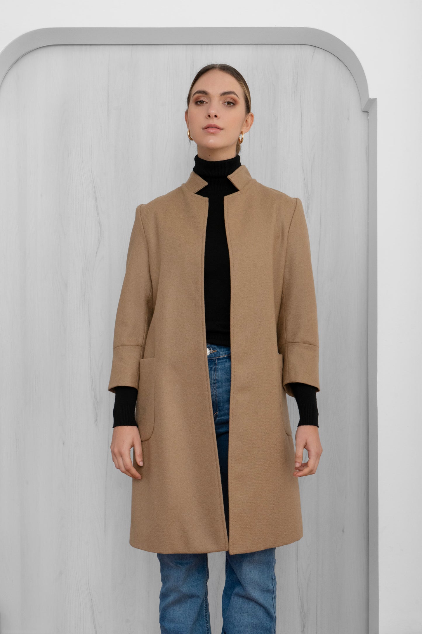FRIDA COAT